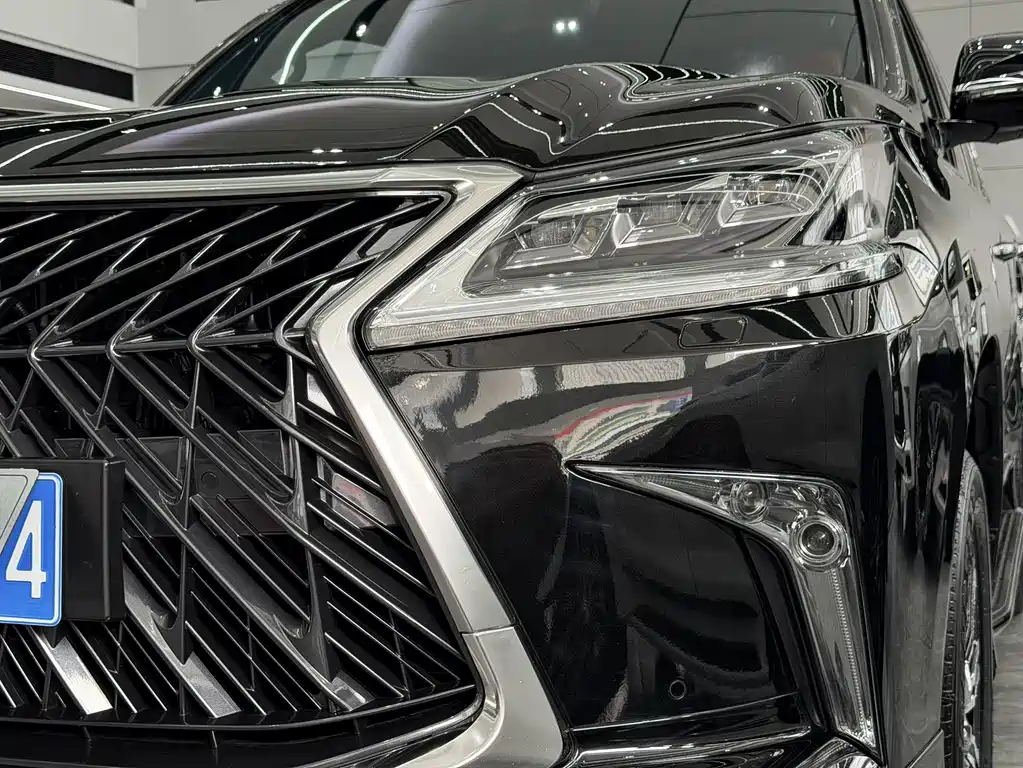 Lexus LX 雷克萨斯LX 2020款 LX570 限量 S 中东版