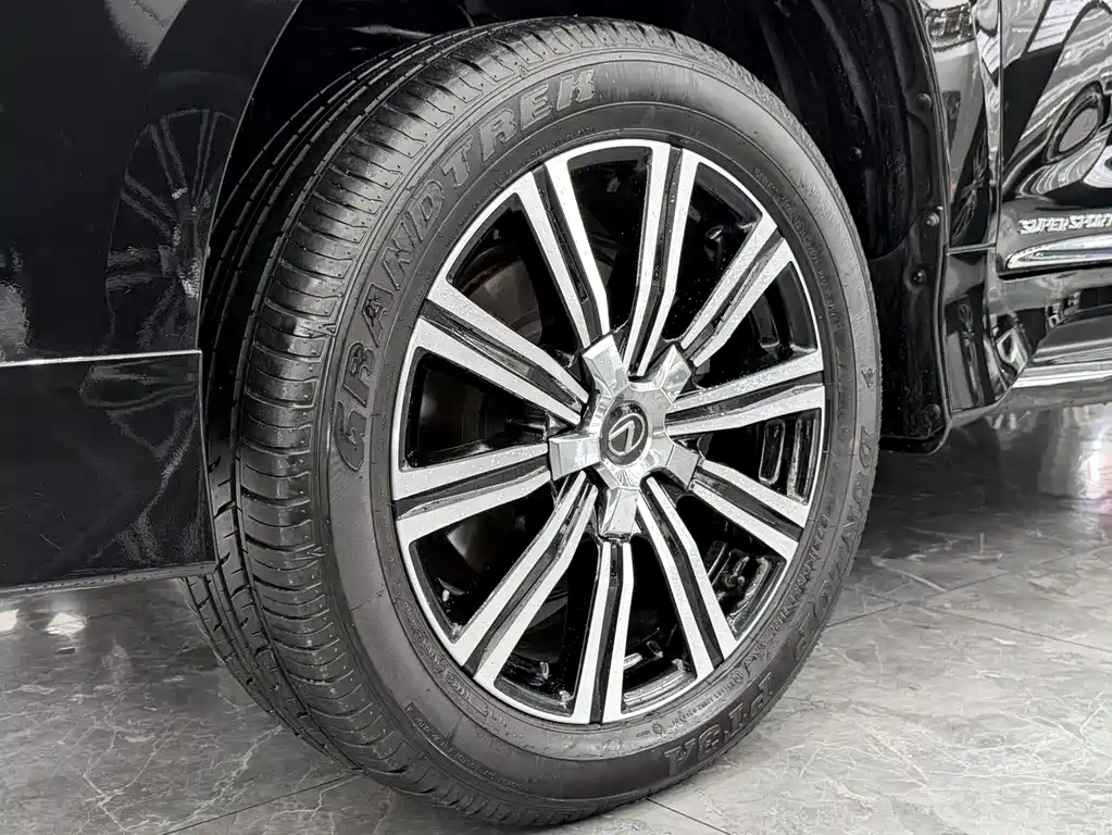 Lexus LX 雷克萨斯LX 2020款 LX570 限量 S 中东版