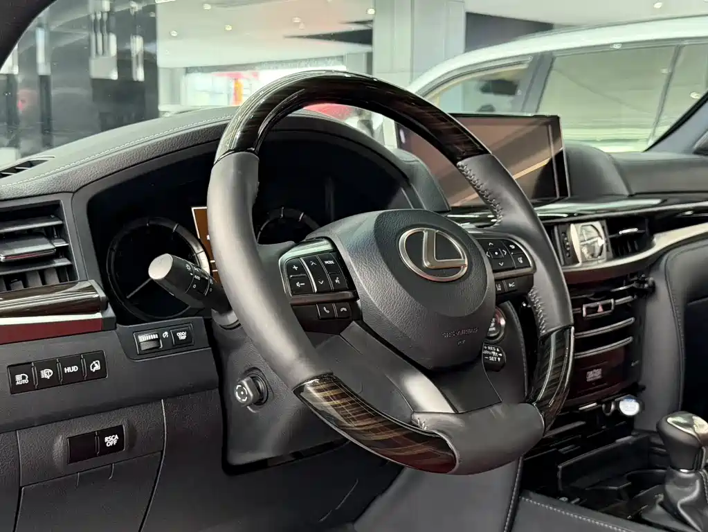 Lexus LX 雷克萨斯LX 2020款 LX570 限量 S 中东版