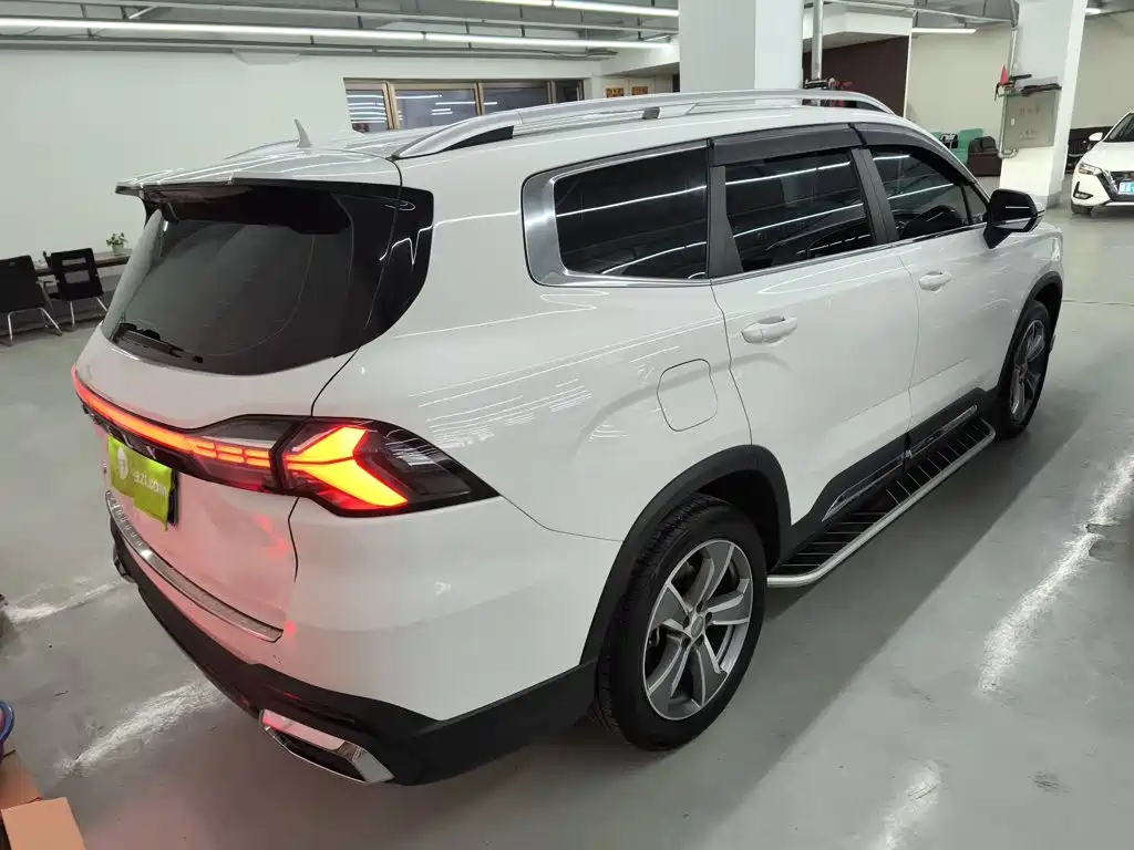 Haoyue L 2.0 T DCT Luxury