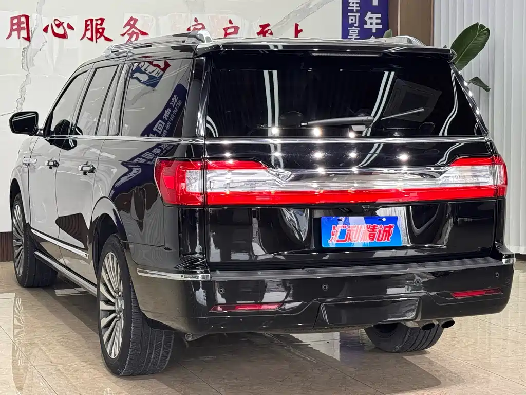 Navigator 领航员 2019款 3.5 T 长轴美规版