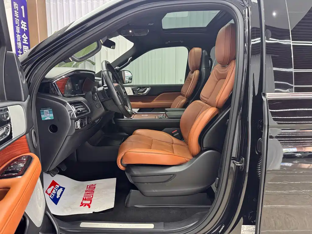 Navigator 领航员 2019款 3.5 T 长轴美规版