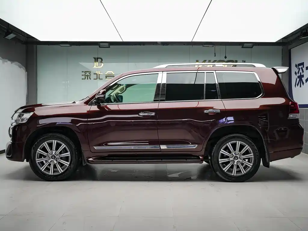 Land Cruiser (Import) 4.6 L Auto