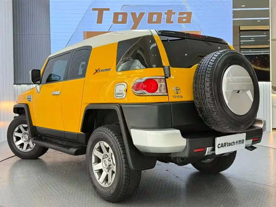 FJ Cruiser 4.0 L Middle East