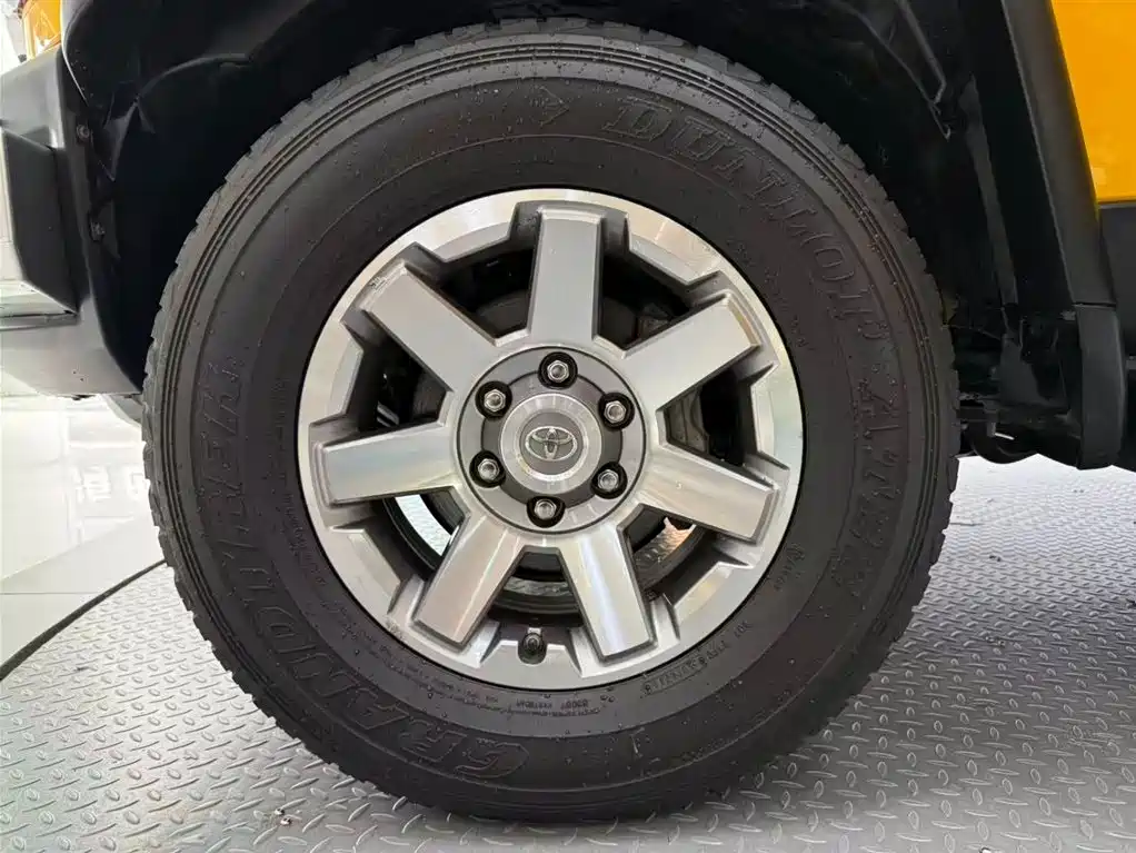 FJ Cruiser 4.0 L Middle East