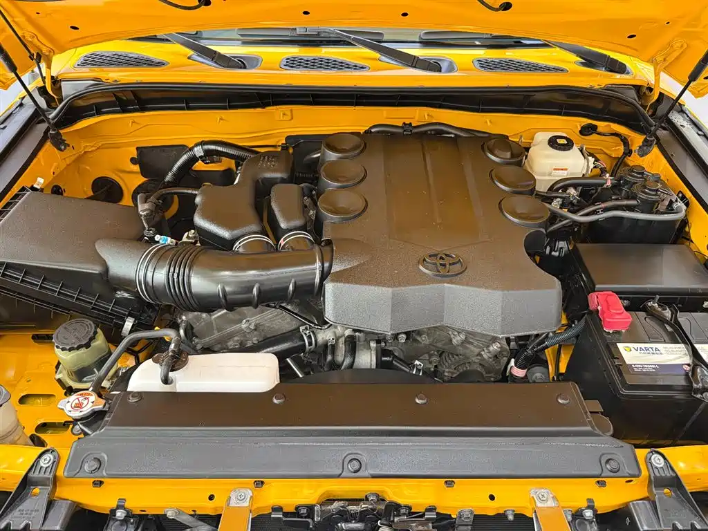 FJ Cruiser 4.0 L Middle East