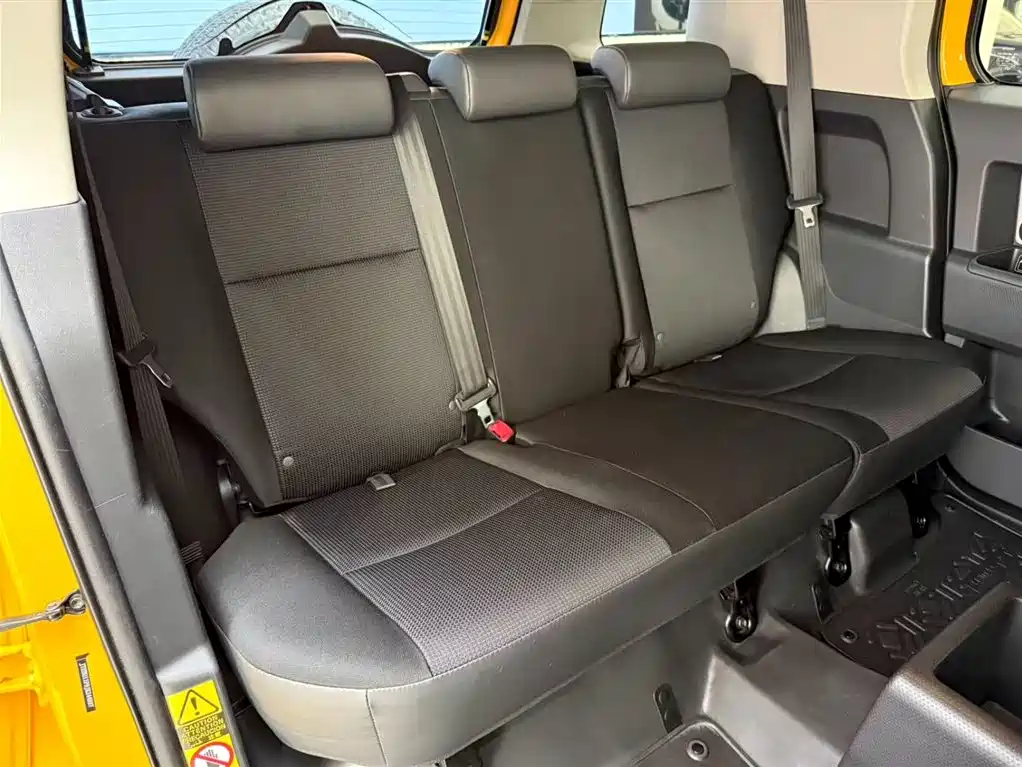 FJ Cruiser 4.0 L Middle East