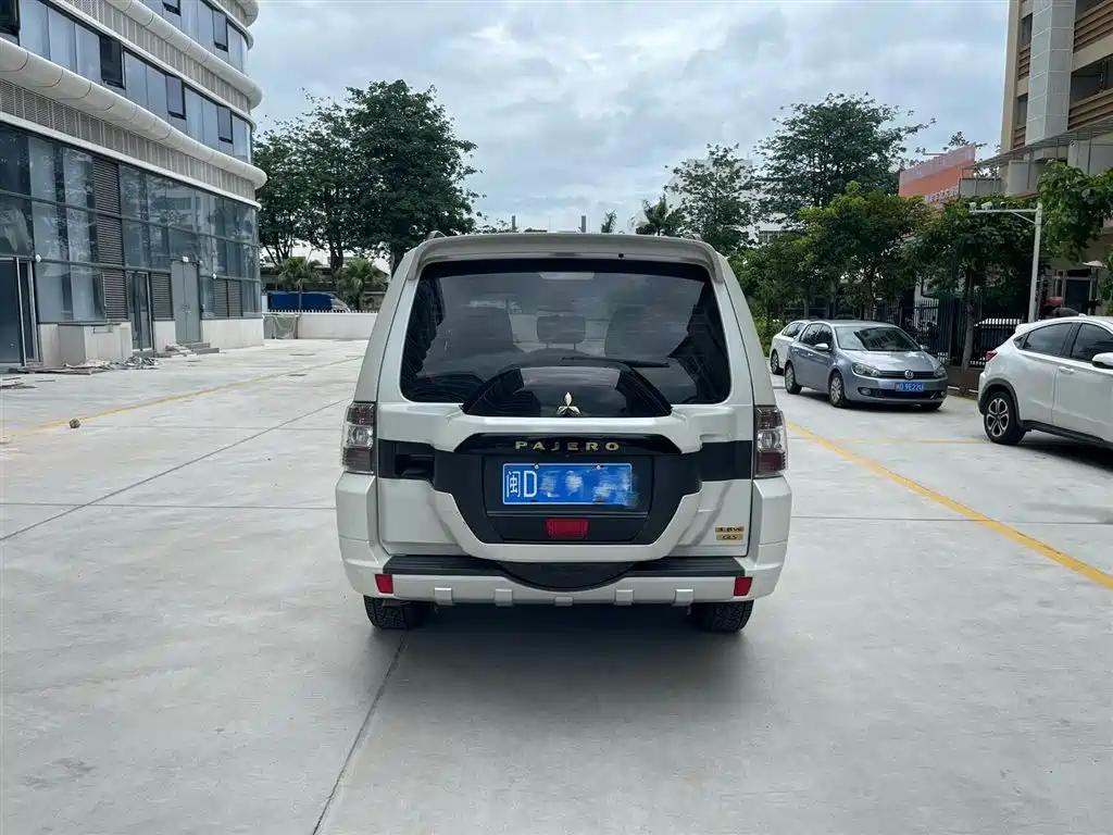 Pajero (Import) 帕杰罗(进口) V97 2020款 3.8 L 中东版