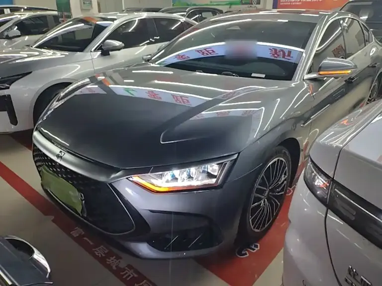 BYD Han DM-i 121 KM Honored
