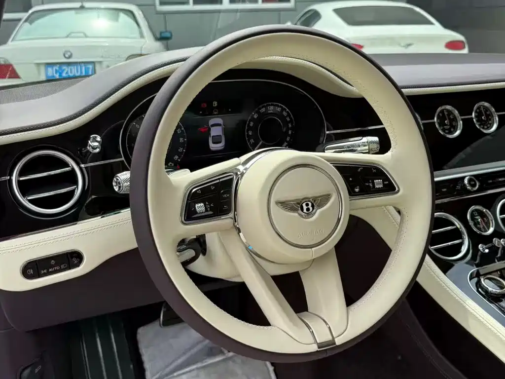 Continental GT 欧陆 2026款 4.0 L 自动