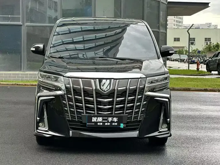 Toyota Alphard 3.5 L Luxury