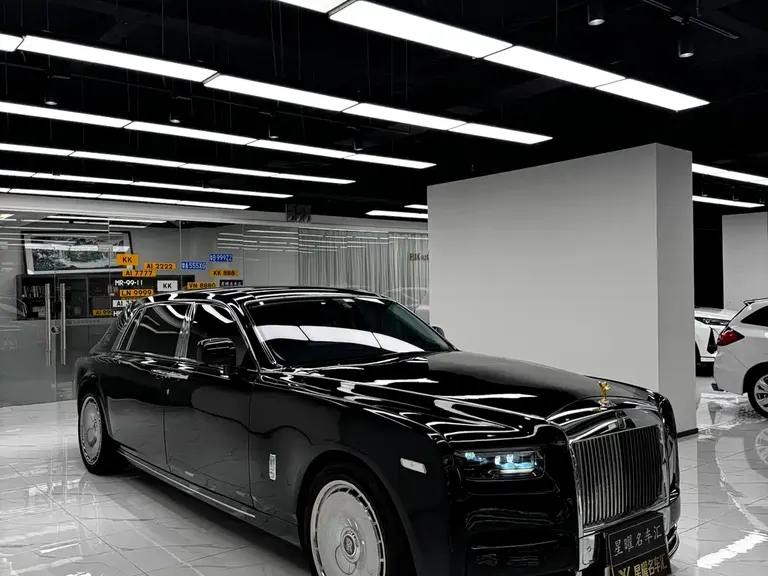 Rolls-Royce Phantom 幻影 2010款 6.7 L 加长版