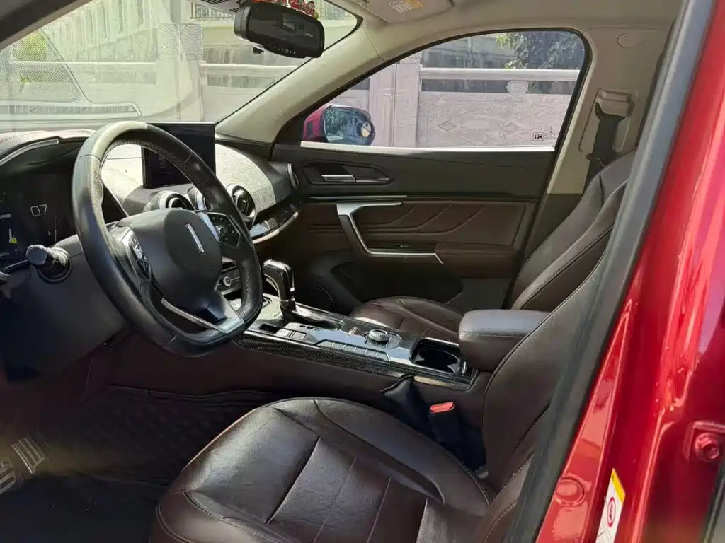 WEY VV5 2.0 T Flagship