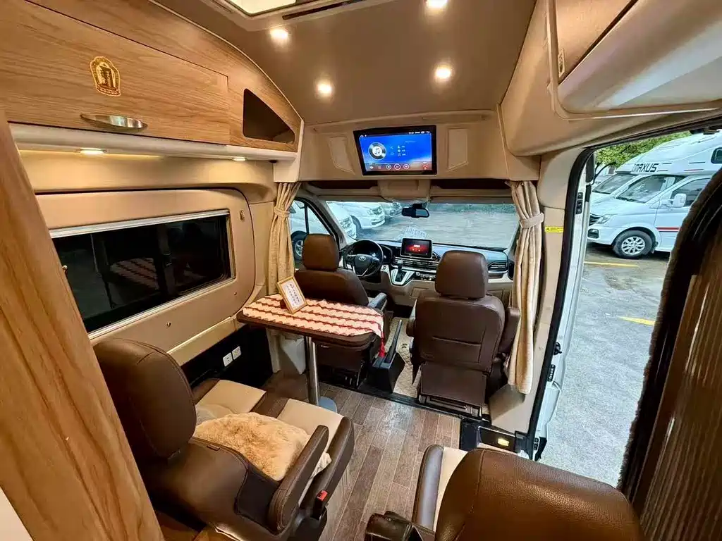 Maxus V90 RV 上汽大通MAXUS V90Ｂ型房车 2023款 2.0 T 柴油版