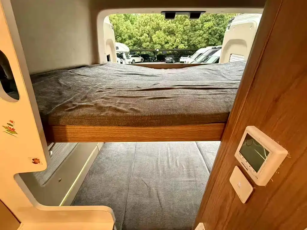 Maxus V90 RV 上汽大通MAXUS V90Ｂ型房车 2023款 2.0 T 柴油版