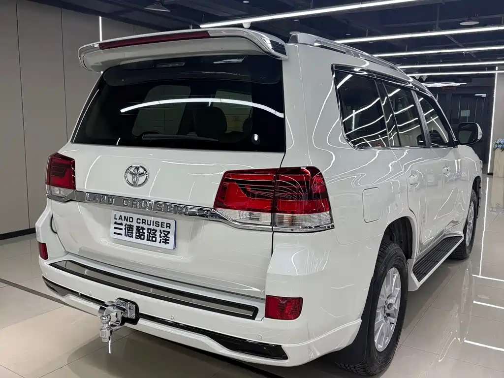 Land Cruiser (Import) 4.0 L Middle East