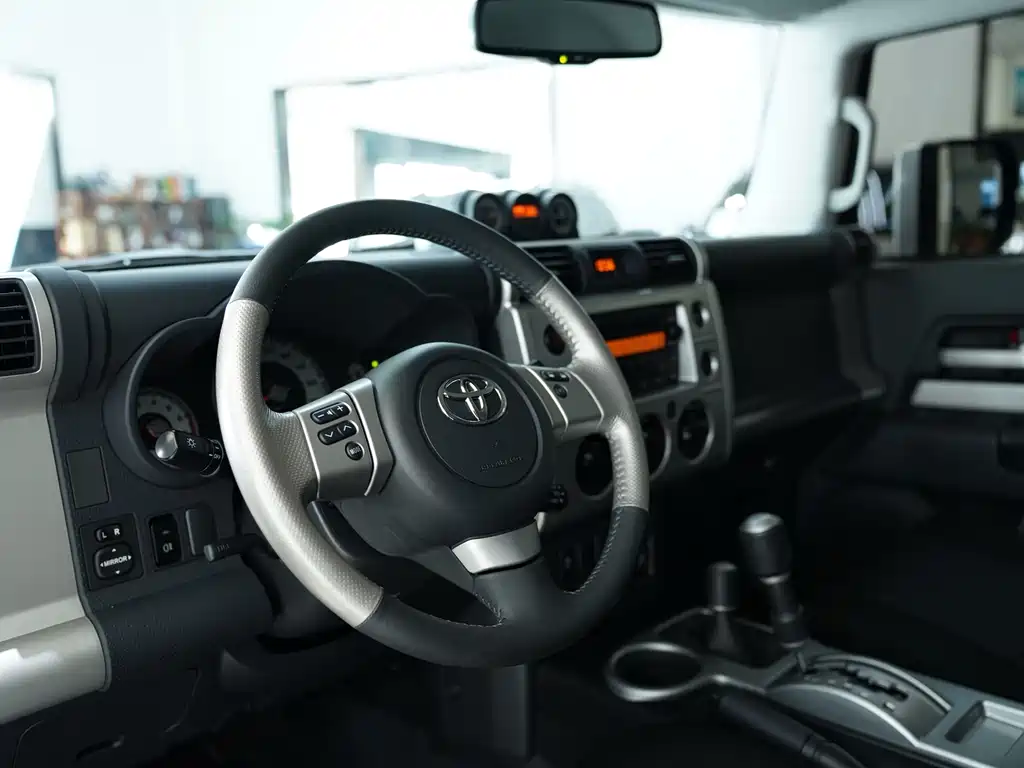 FJ Cruiser 4.0 L Middle East