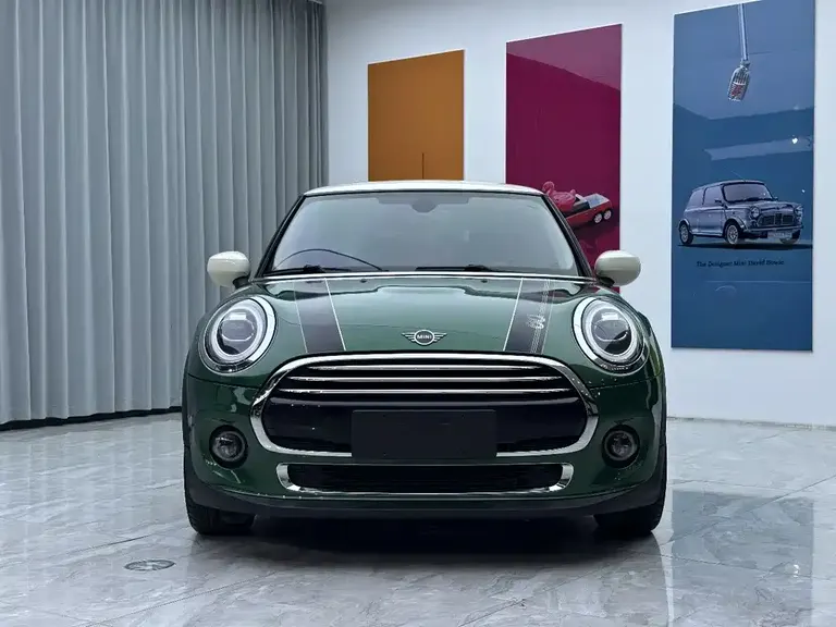 MINI MINI 2019款 1.5 T COOPER 60周年纪念版
