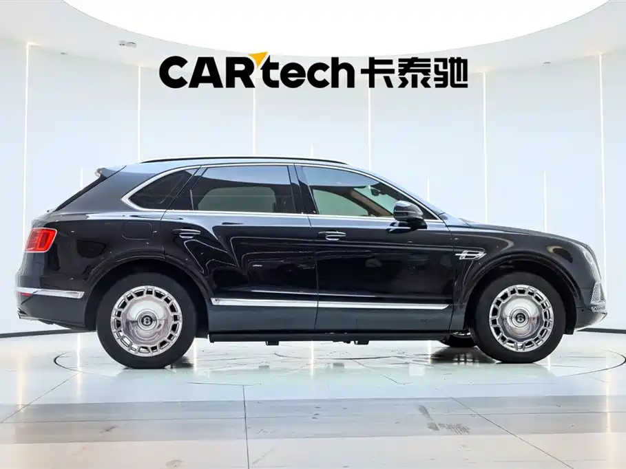 Bentayga 添越 2017款 4.0 T 柴油中东版