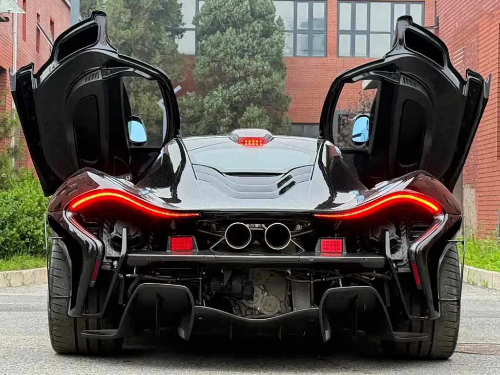 McLaren P1 3.8 T Standard
