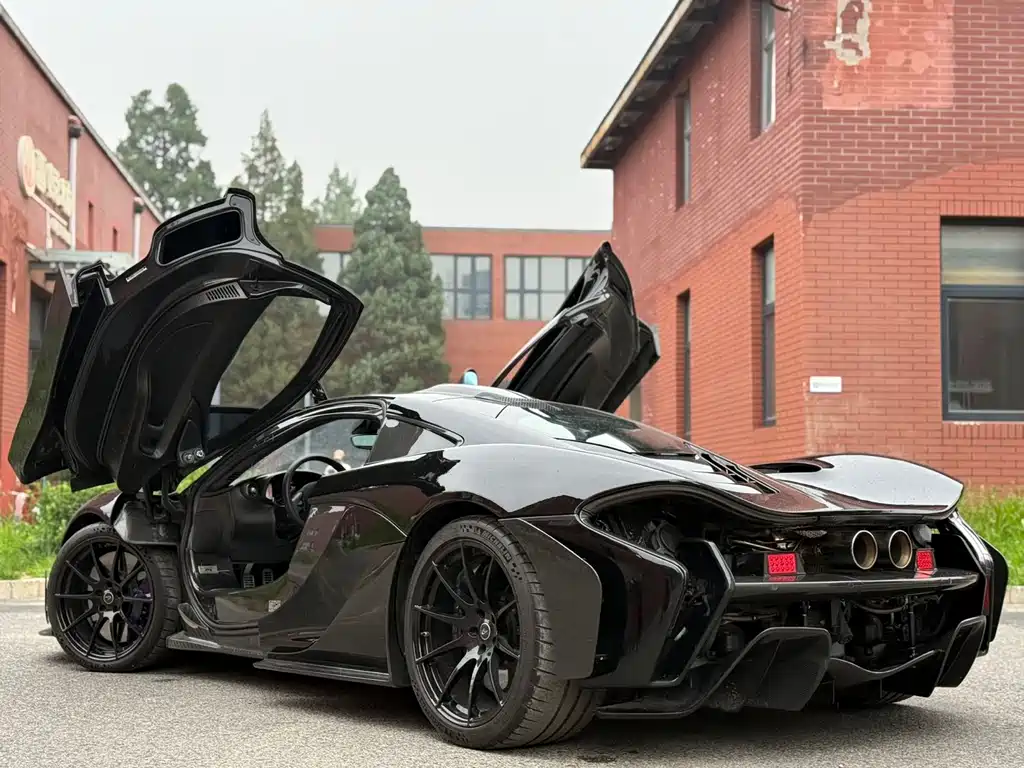 McLaren P1 3.8 T Standard