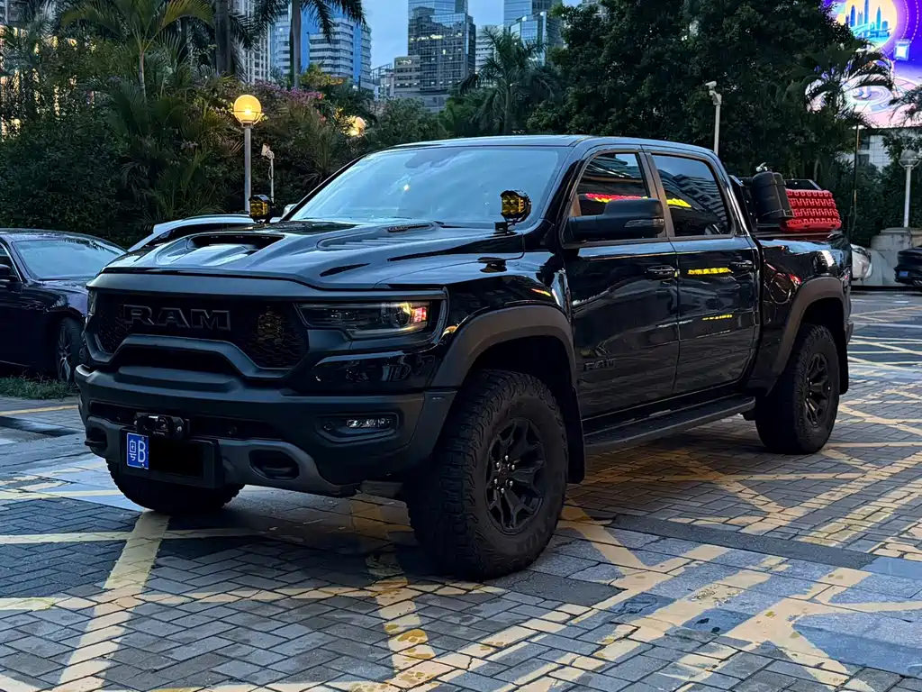 RAM Trucks RAM Trucks霸王龙 2023款 6.2 T 中东版