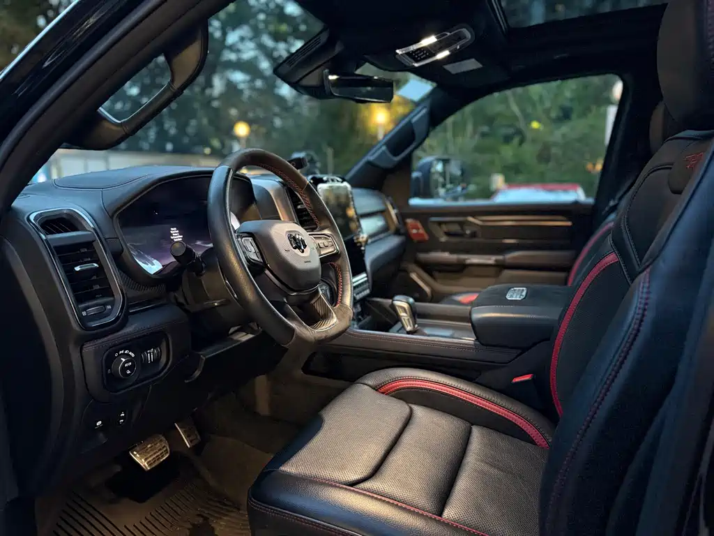 RAM Trucks RAM Trucks霸王龙 2023款 6.2 T 中东版