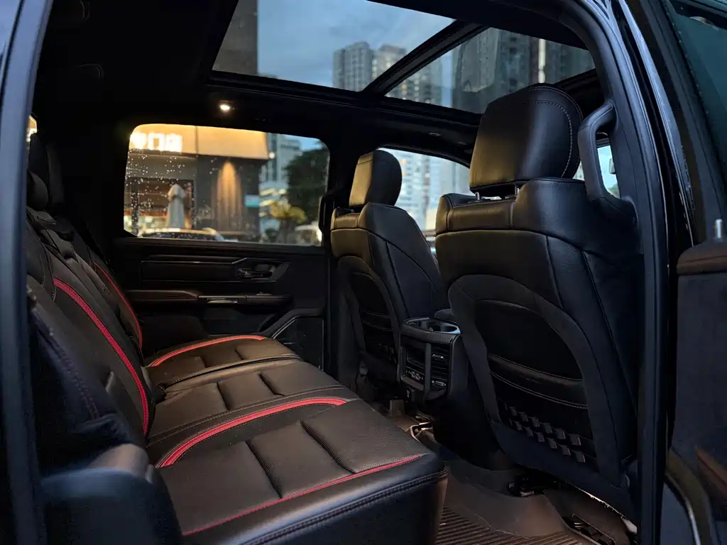 RAM Trucks RAM Trucks霸王龙 2023款 6.2 T 中东版