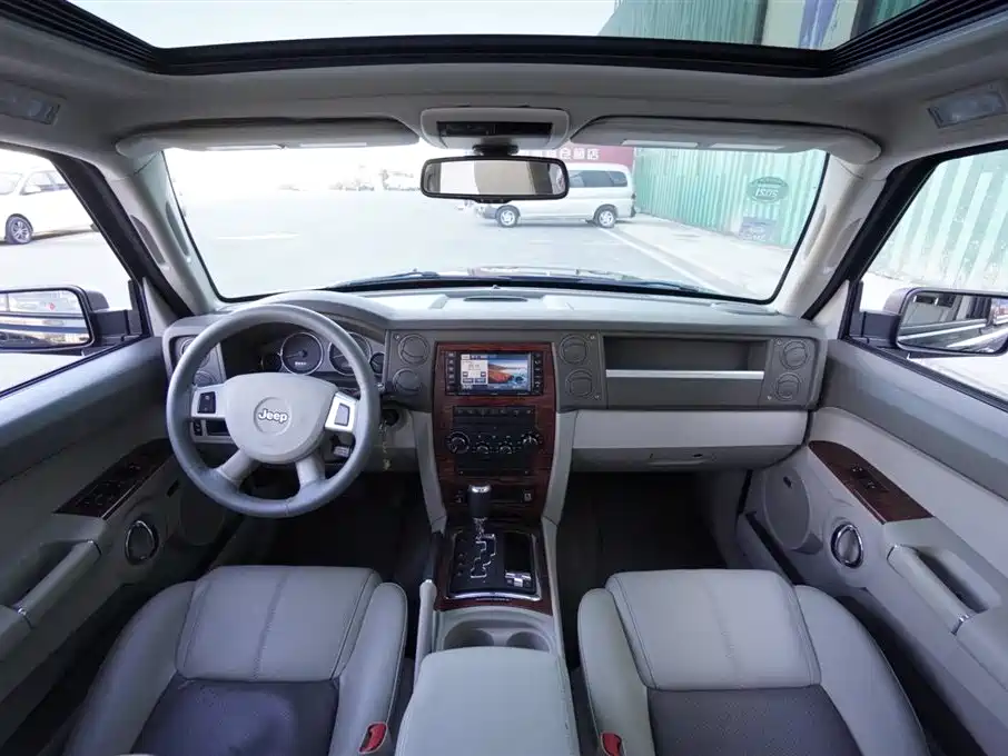 Commander 指挥官 2008款 4.7 L 自动