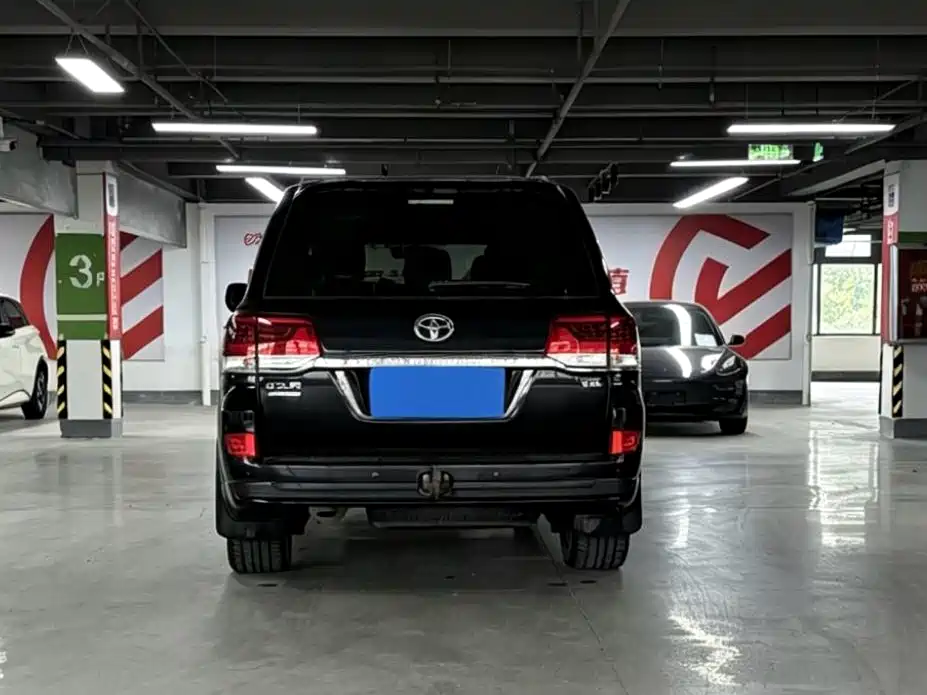 Land Cruiser (Import) 4.0 L Middle East