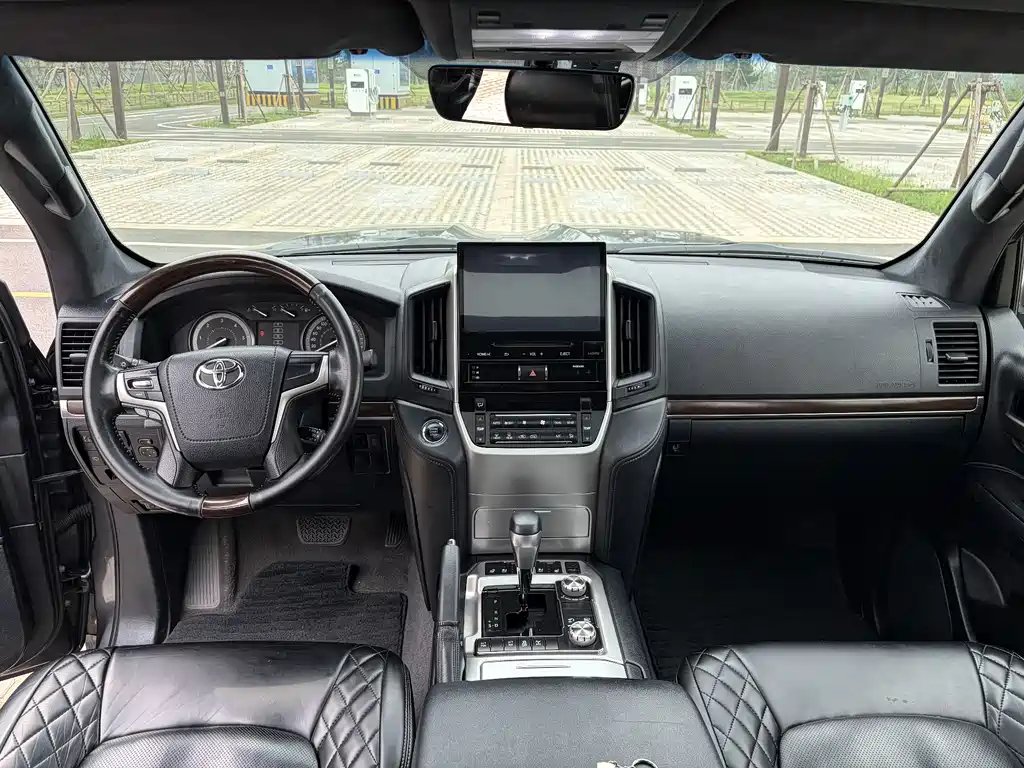 Land Cruiser (Import) 兰德酷路泽(进口) 2019款 4.5 T 自动