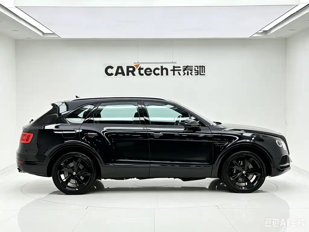 Bentayga 添越 2018款 4.0 T V8 柴油版