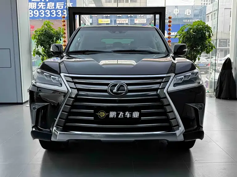 Lexus LX 570 Canada Spec