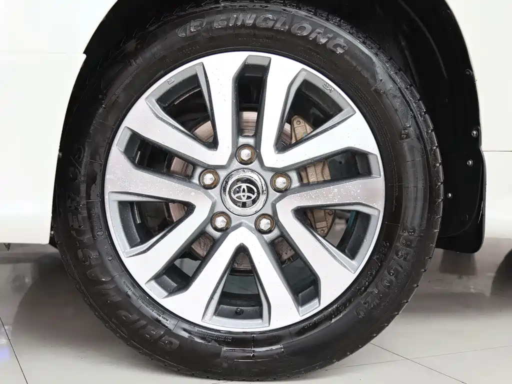 Land Cruiser (Import) 4.0 L Middle East
