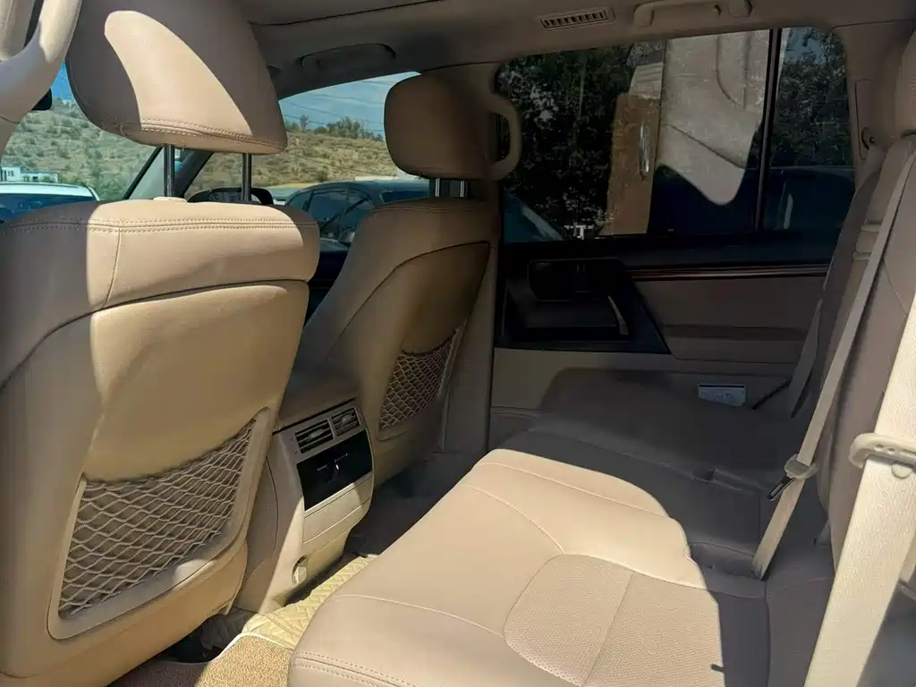 Land Cruiser (Import) 4.0 L Middle East