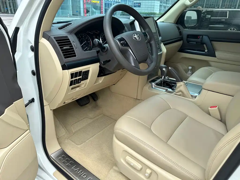 Land Cruiser (Import) 4.0 L Middle East
