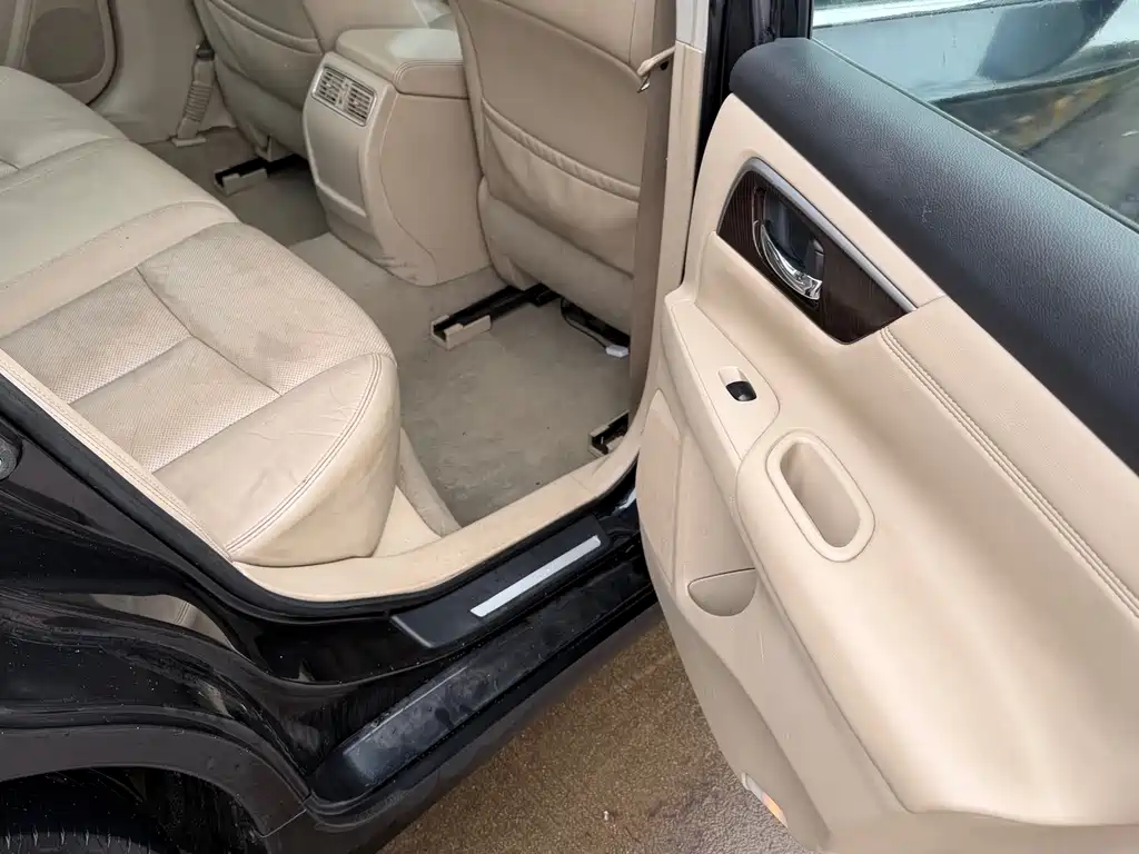 Teana 2.0 L XE Fashion