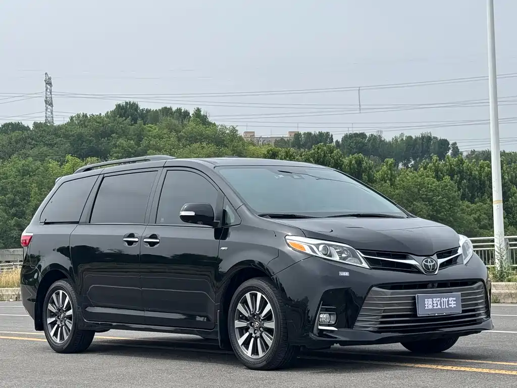 SIENNA 3.5 L US Spec