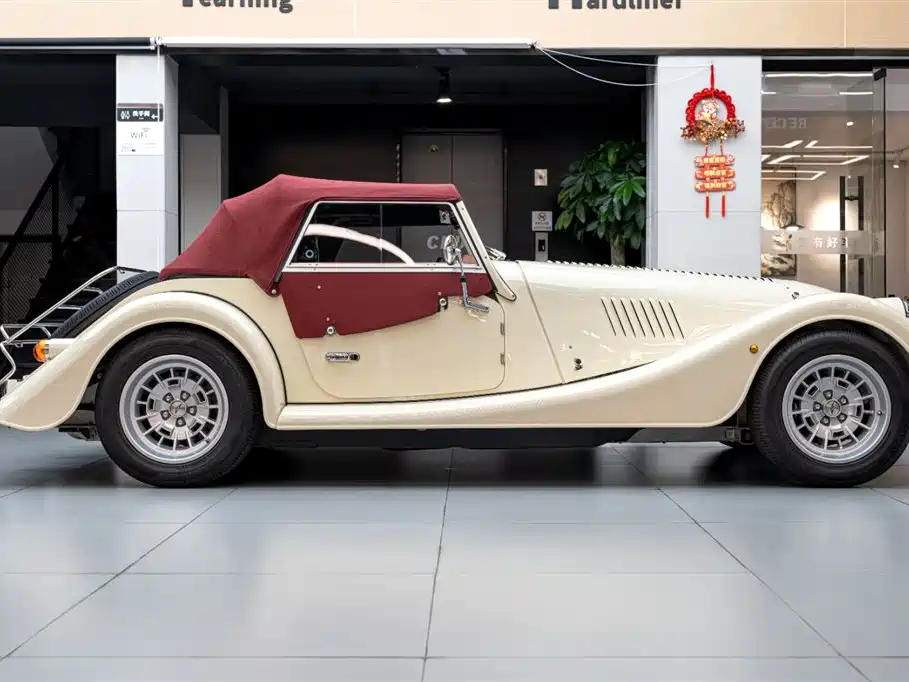 Morgan Plus 4 摩根Plus 4 2021款 2.0 L 敞篷版