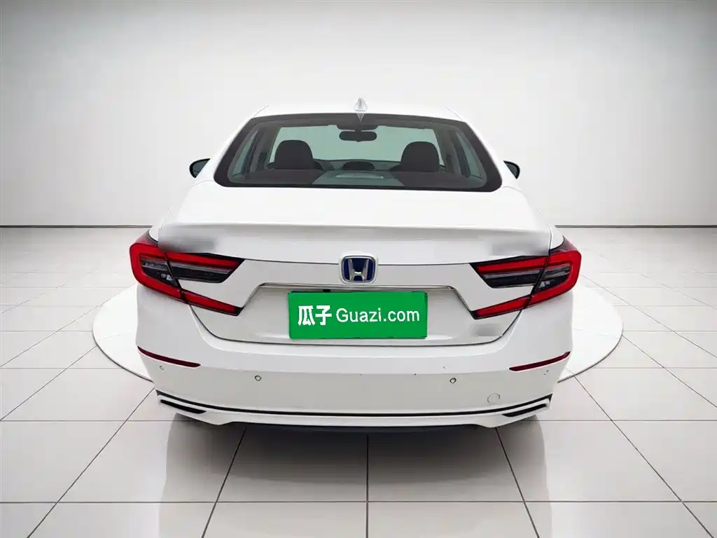 Accord Sharp· Hybrid 2.0 L Sharp Leading