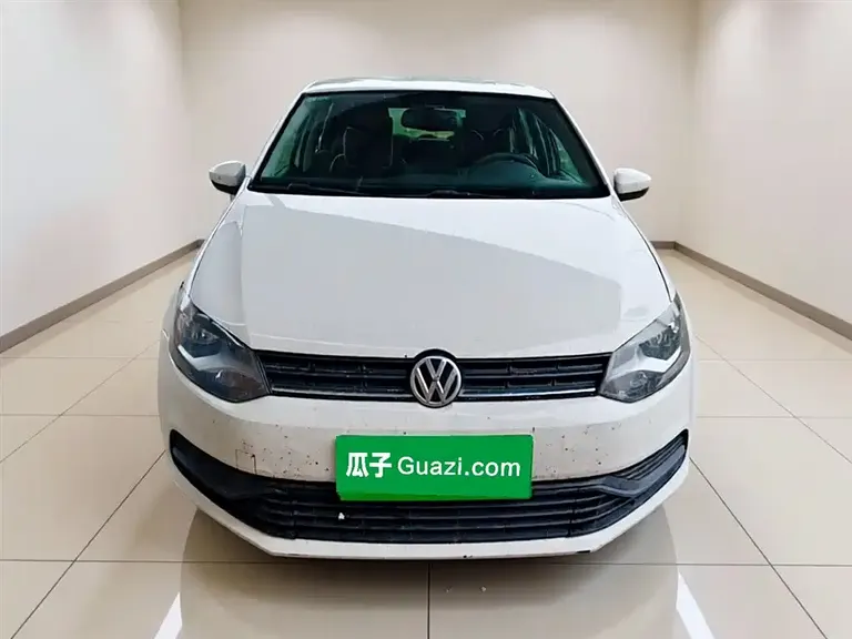 Volkswagen Polo 1.4 L Manual Style