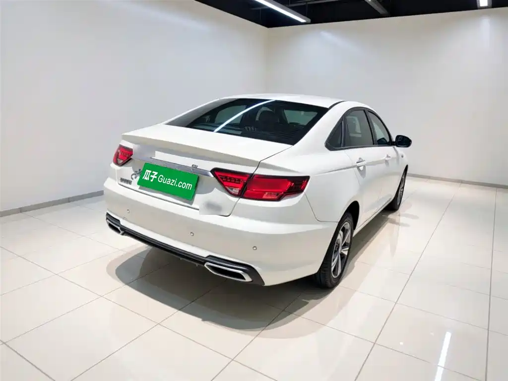 Emgrand GL 1.4 T Manual Elite Connected