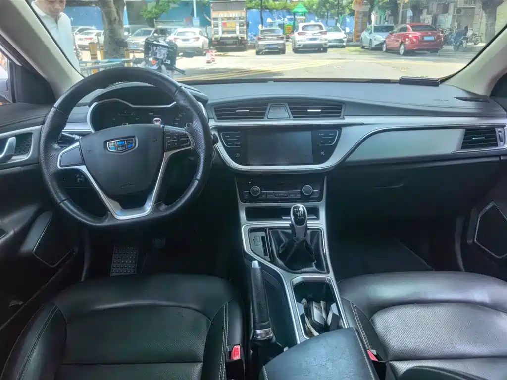 Emgrand GL 1.4 T Manual Elite Connected