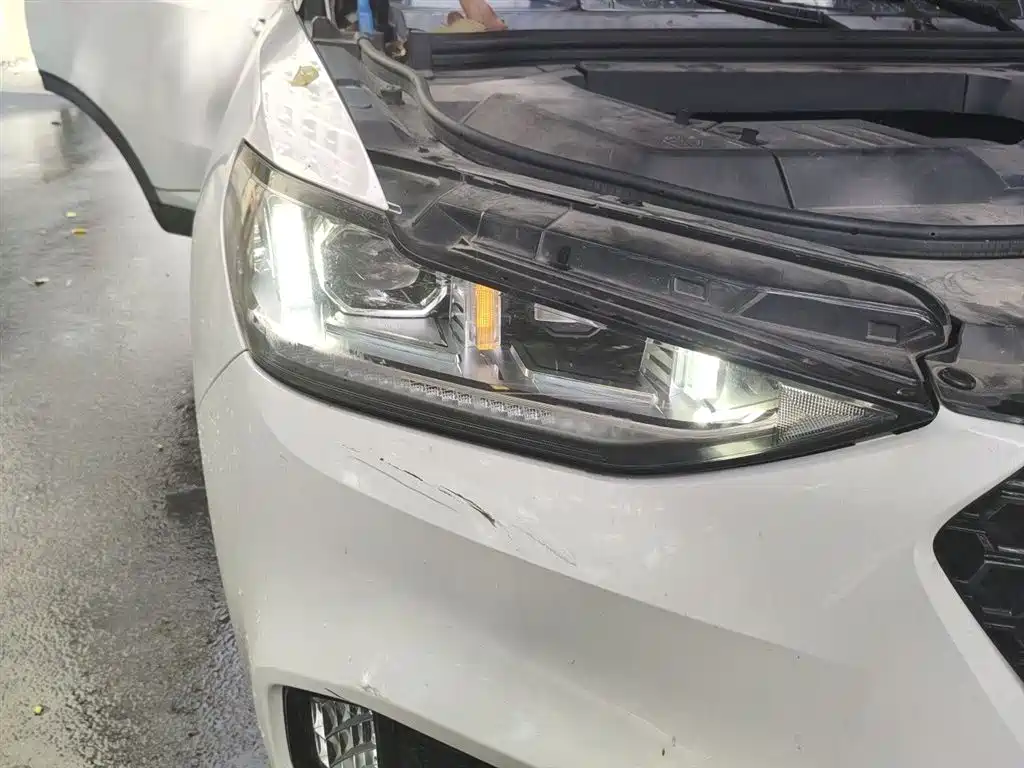 WEY VV6 2.0 T 4 WD Flagship CN-V