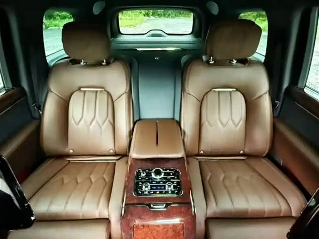 Hongqi Jinkuihua Guoyao 4.0 T Noble Flagship 4-seat