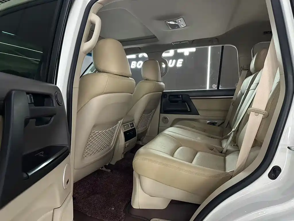 Land Cruiser (Import) 4.0 L Middle East