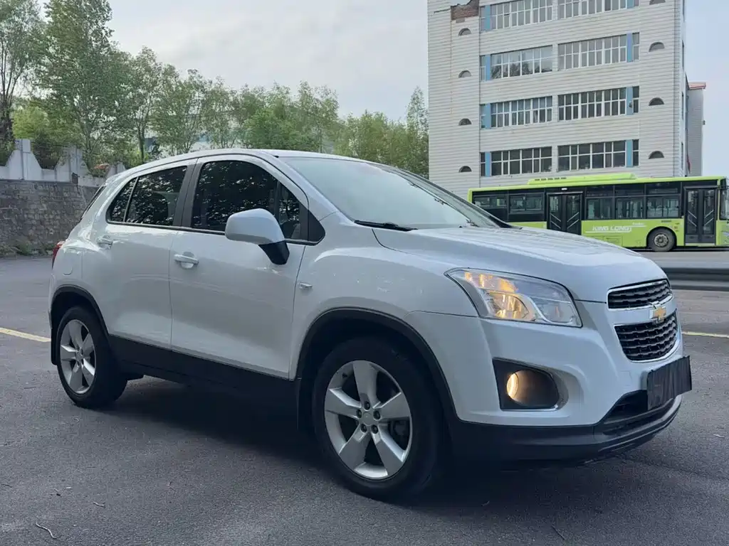 Tracker 1.4 T Manual 2 WD Comfort