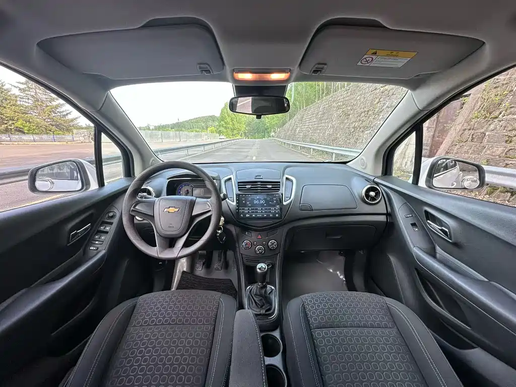 Tracker 1.4 T Manual 2 WD Comfort