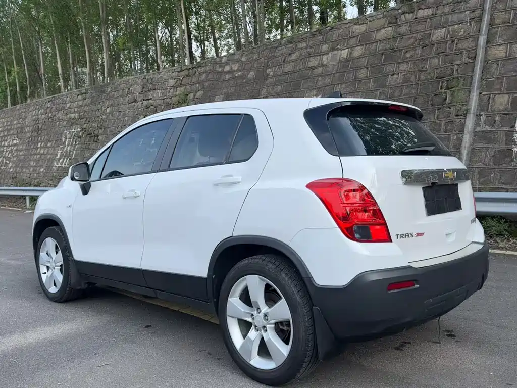 Tracker 1.4 T Manual 2 WD Comfort