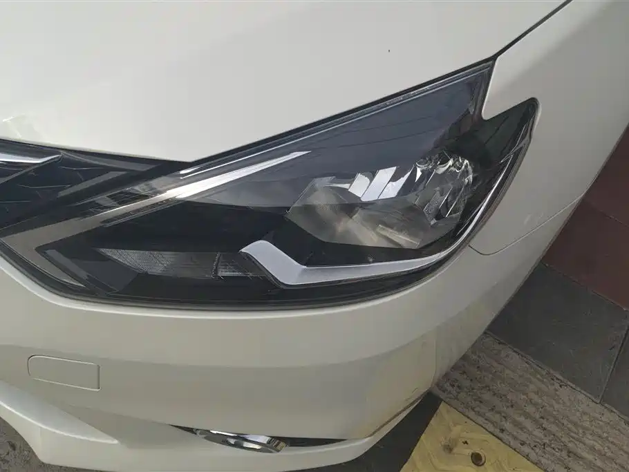 Sylphy Facelift Classic 1.6 XL CVT Luxury
